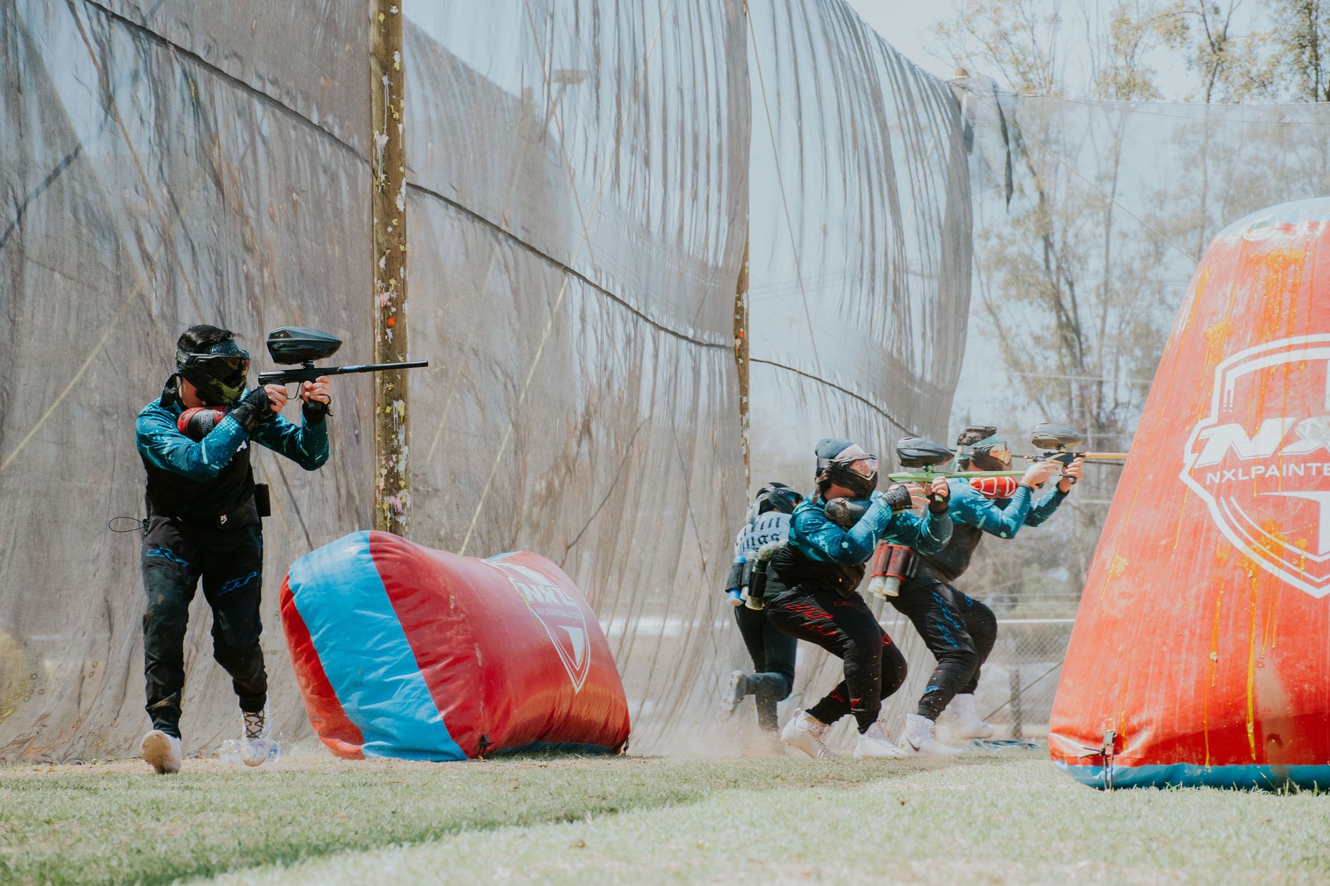 Organiser un team building paintball : guide pratique